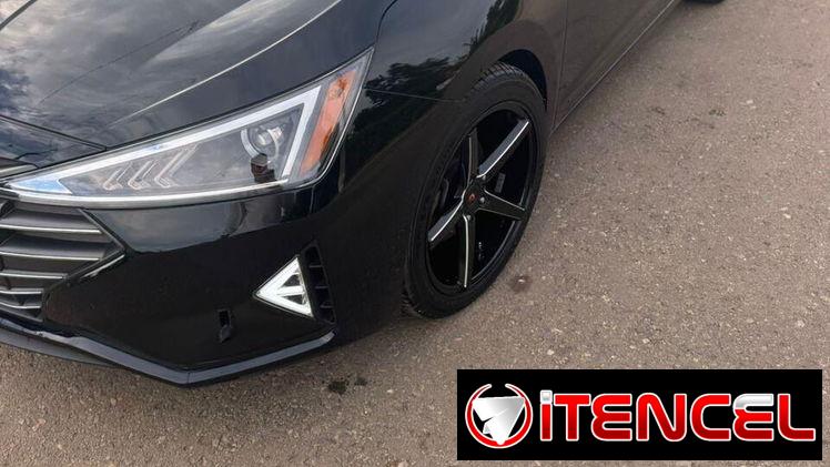Vendo negocio, Hyundai Elantra, 2020 carro impecable. Pintura de faria