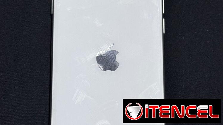 iPhone SE 2da generación en iCloud