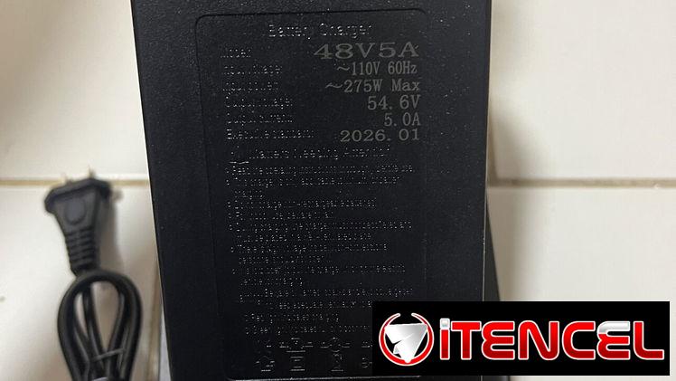 Cargador de moto/bici moto de Litio 48V 5A