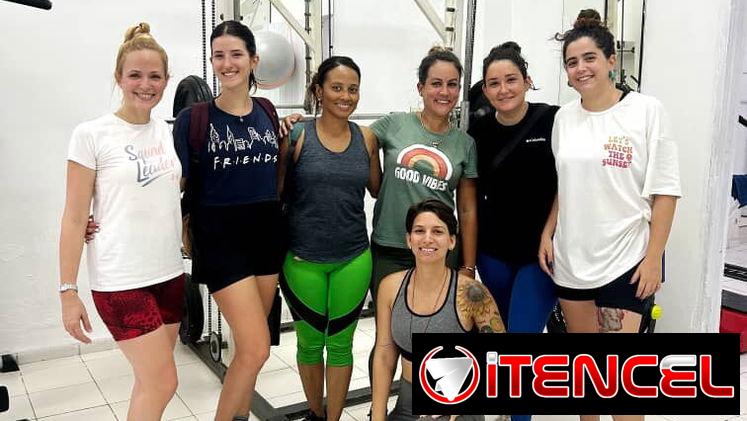 ⭐⭐⭐⭐⭐Gimnasio para mujeres Buena Vibra_ GYM Fitness en el Vedado_ Con Entrenador_Equipos profesionales. 💯% Deportivas