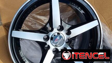 Vendo Juego de llantas R14 y R15 centro 4×100 y 4×114.3 53580403