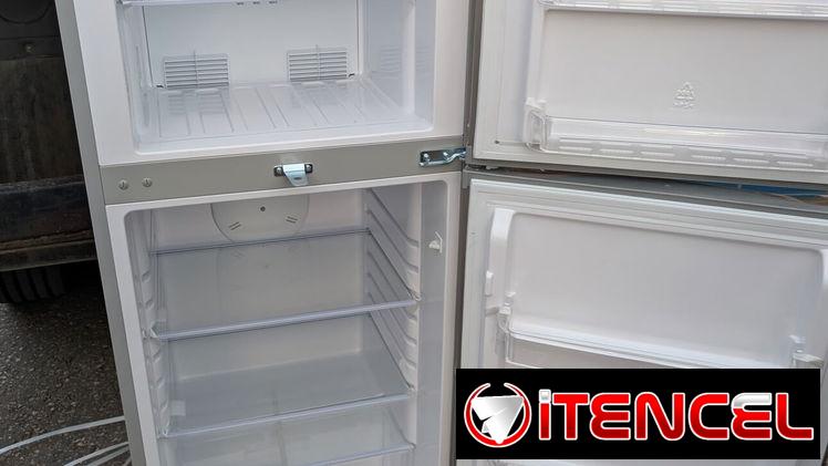 Refrigeradores de 9 pies y 13 pies. Factura y garantía, transporte incluído