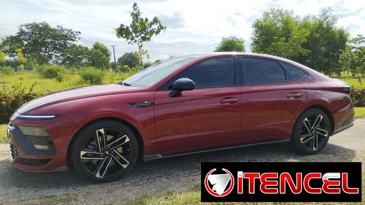Vendo o negocio yhunday sonata del 2024 N line con 11 millas título limpio