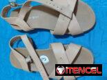 Sandalias de broche para niñas talla 13..🚨 MARIANAO!! NO TENEMOS MENSAJERÍA!!