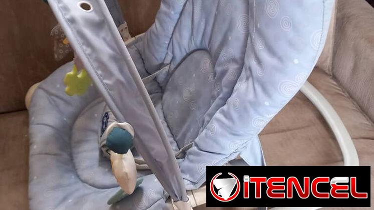 Se vende silla mecedora