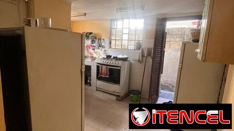 Casa de 3/4 y medio con garaje en el vedado