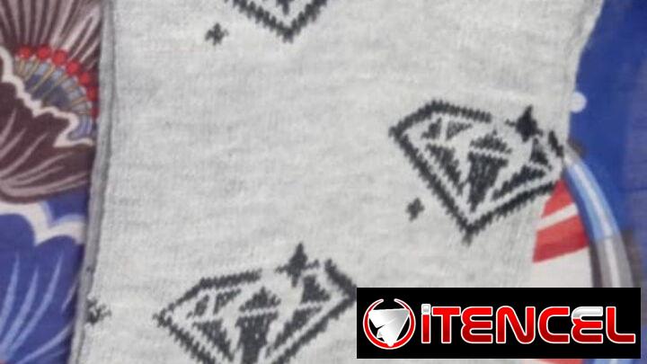 Medias SPORT y medias con diseños de diamantes
