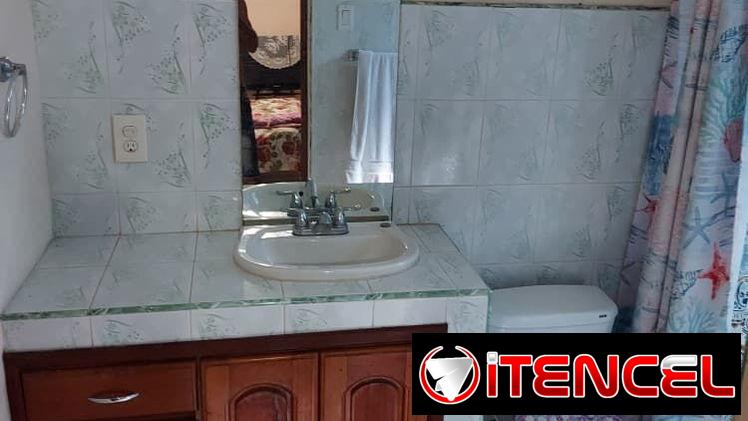 🏡*100_El palacio en SAN MIGUEL EN PAULA [ Siboney ] Se venden 3 casas juntas ‼️‼️‼️ dos abajo,puertas de calle,una al l