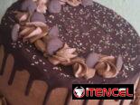 Ricos cakes de chocolate y crema de mantequilla