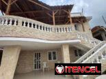 Alquilo CASA DE LUJO de 7 habitaciones con piscina en Guanabo