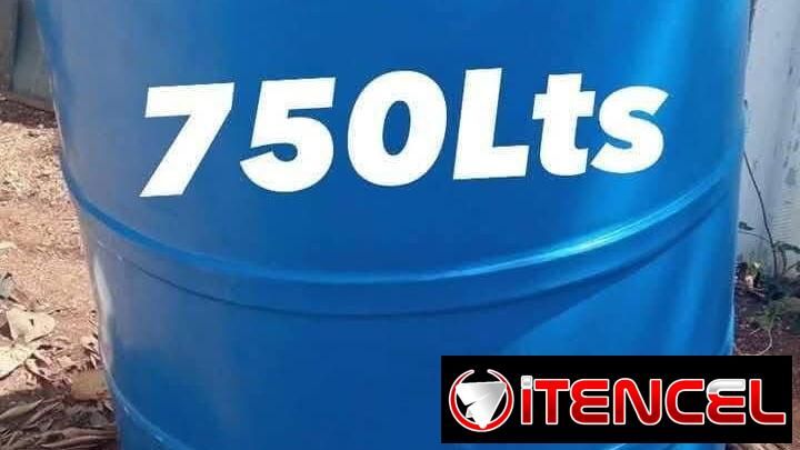 Tanque para agua de 750 litros