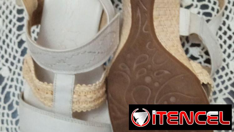 Sandalias de mujer de piel