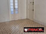 Se vende casa Capitalista de puntal alto de 110m2 ubicada en Habana Vieja a dos cuadras de obispo en una buena zona cént