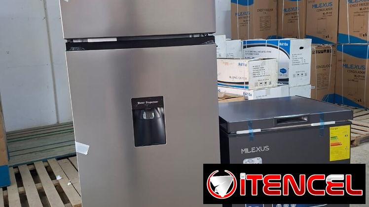 Combo de refrigerador Sankey de 8.6 pies con dispensador y nevera Milexus de 4.2 pies