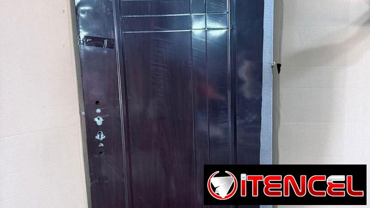 Puertas de aluminio 210×90 nuevas