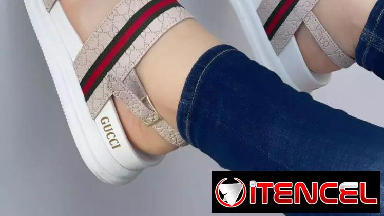 Bellas sandalias