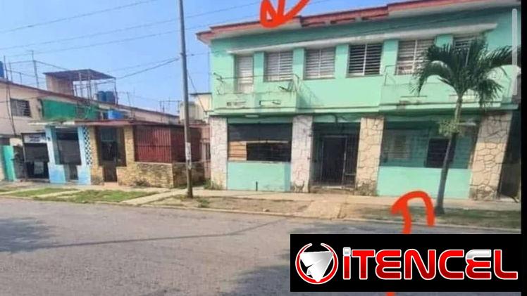 Se permuta dos apartamentos independientes por completo uno del otro.