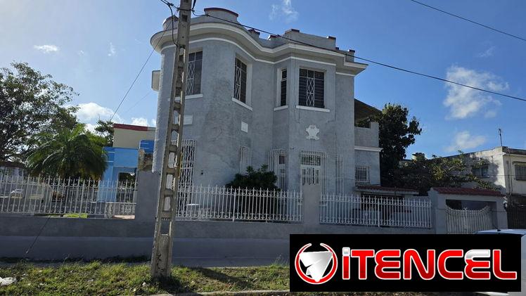 En oferta espectacular castillo ideal para vivienda o para negocio por su excelente ubicación!!Oportunidad de inversión!