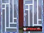 Marquetería de aluminio con cristal