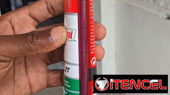 Aceite Castrol 2T 🛢️– Protección Premium para tu Motor $3