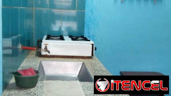 SE RENTA CASA DE 3 HABITACIONES EN GUANABO CON SU PISCINA. 58858577
