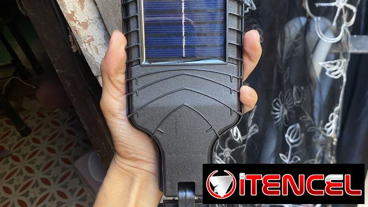 Reflectores LED para exterior, con sensor de movimiento y panel solar