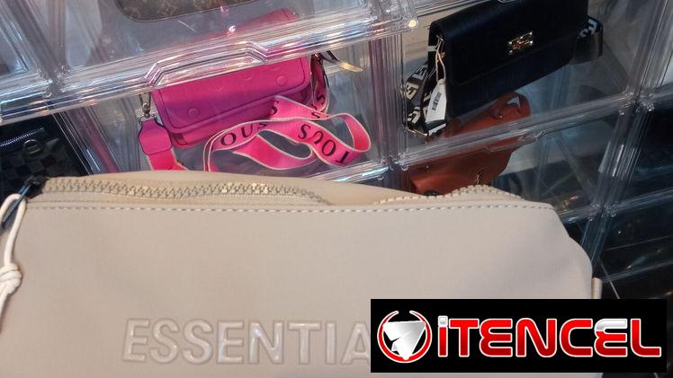 Riñonera ESSENTIALS