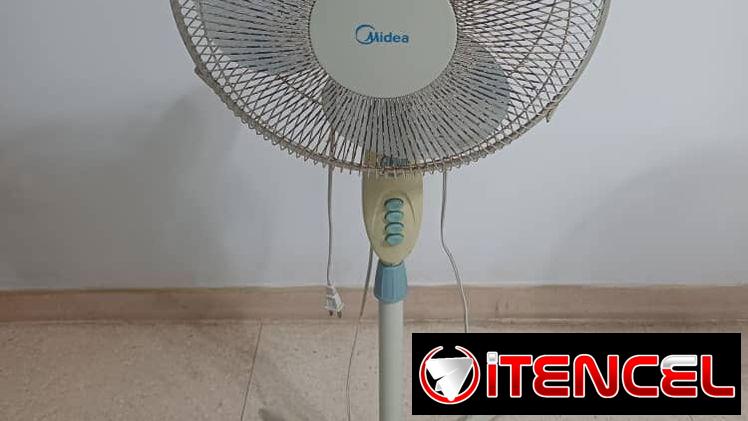 Ventilador de uso – marca Midea