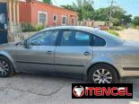 Vendo en 14000 o negocio este auto por apartamento en vedado o playa. Puedo dar vuelto