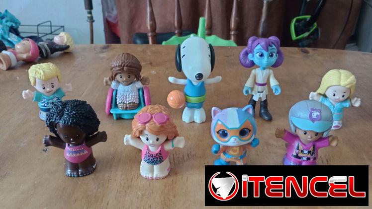 Juguetes y figuras de colección