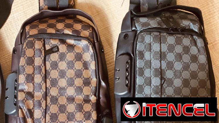 Bolso de hombre en bandolera
