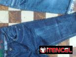 Vendo bermudas de hombre en 5000, pulover en 3500