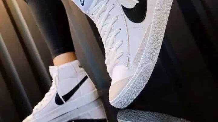 Tenis nike blazer