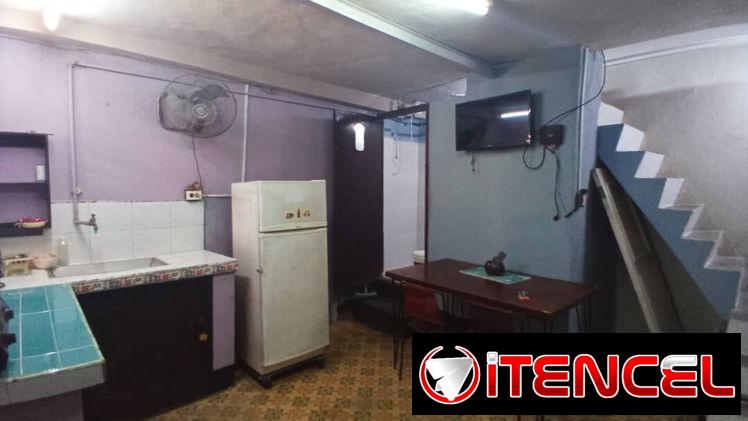 Apartamen  en 5500, con todo lo que tiene adentro y me ajusto en 5000 Centro Habana a una cuadra del barrio Chino