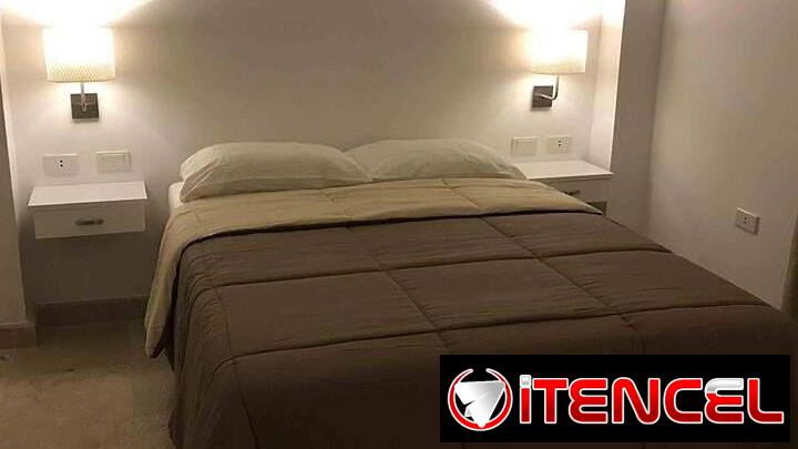 SE RENTAN HABITACIONES EN HOSTAL UBICADO CERCA DE 21 Y K. 58858577.