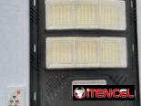 Lámpara para exteriores con panel solar