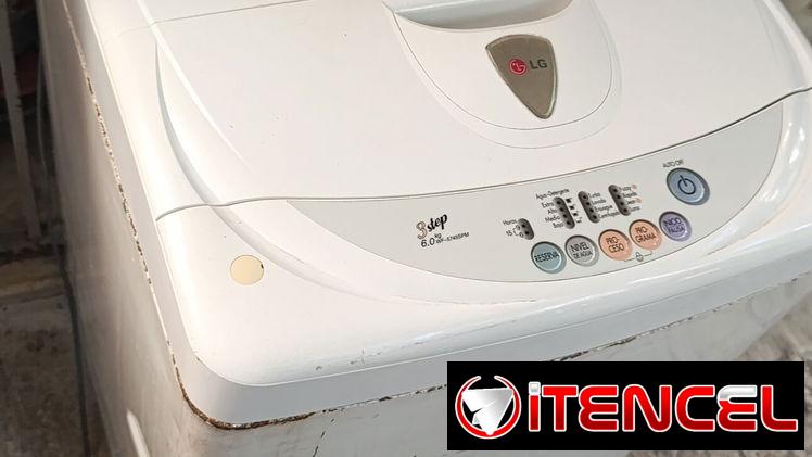 Lavadora automatica LG de 6 kg