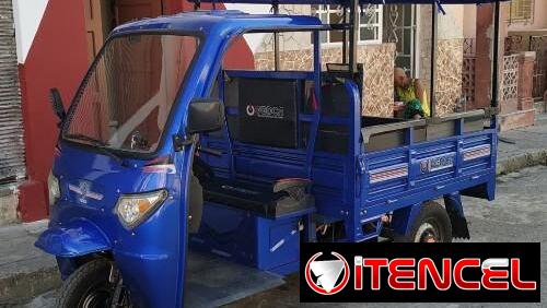 Ofresco servicio de transporte de carga y personal con triciclo eléctrico.