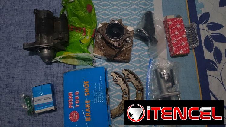 Piezas, Repuestos y Accesorios para auto (carro), marca: Toyota, modelo Yaris, del 2001 al 2005