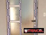 Puertas y ventanas de aluminio. Bajos de meseta, Paños fijos, Closet de espejos