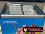 Exhibidora Royal Heladera 11 pies 2 tapas de vidrio deslizante con cerradura  precio $620 USD con transporte incluido