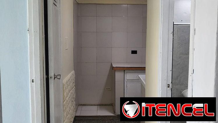 ¡GANGA! Vendo Apartamento Totalmente Remodelado en El Bahía – 2do Piso en 9000 USD