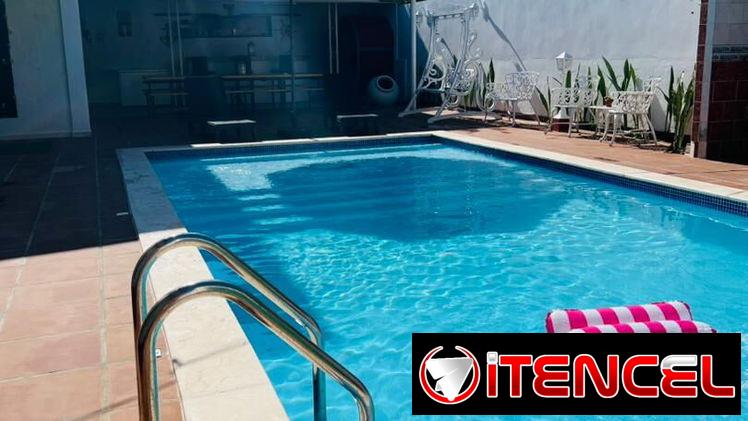 ¡BOCA CIEGA! 🏠 RENTO CASA C/PISCINA, A 300M PLAYA. 3 HAB CLIMA, WIFI 24H, COCINA EXT. 150 USD/N.