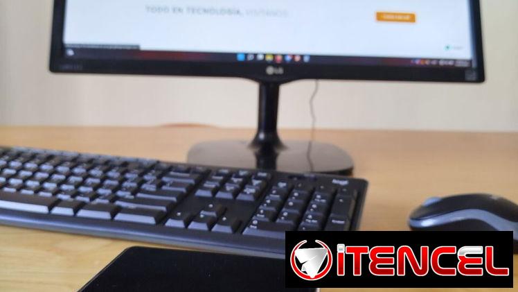 Mini PC Intel NUCD54250WYK i3 8GB 128GB | Computadora Compacta Grado A en La Habana