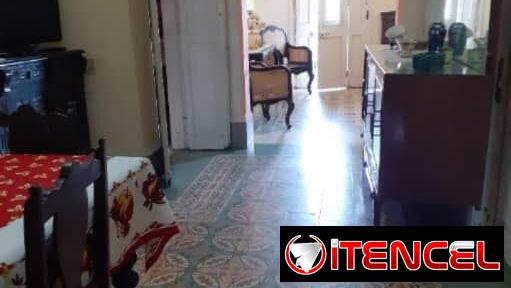 Ofertaaa espectacular casa independiente en Santos Suárez con 6 cuartos,patio y garaje!!!! Oportunidad de inversión!!!