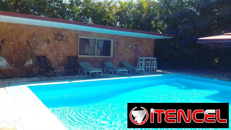 Excelente renta en el residencial reparto Siboney, 4 habitaciones, piscina grande, +53 52463651 privacidad total,L