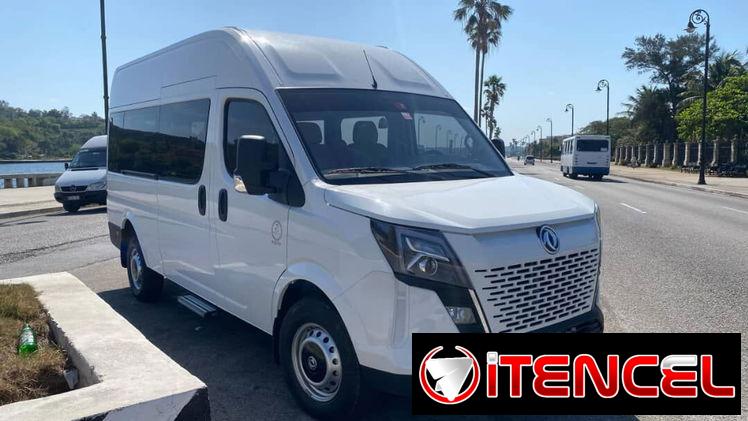 Viaje con Rutas Albas en Microbuses de Confort. Microbús. Taxi. Transporte privado