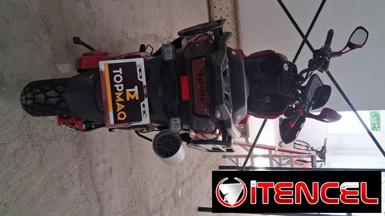 Se vende moto eléctrica TOPMAK Tank 72v 45ah