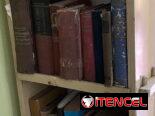 Vendo objetos antiguos y algunos muebles