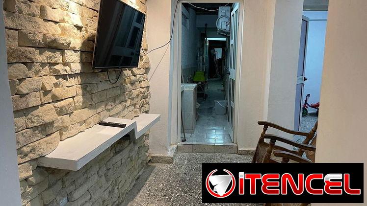 Venta de casa puerta de calle en el Cerro,muy buena construcción